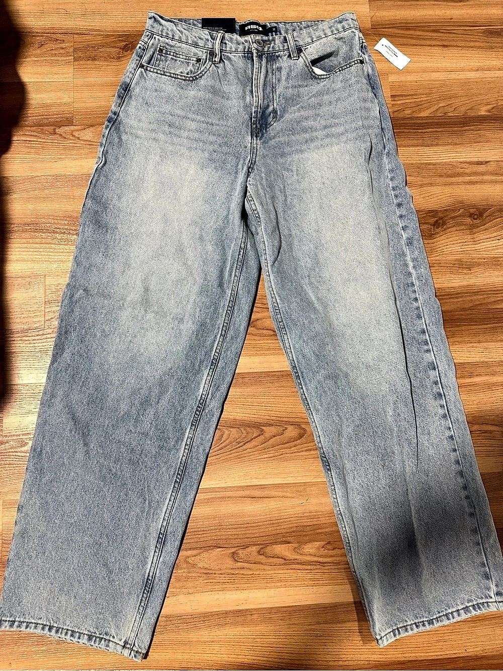 RSQ Extra Baggy Light Women's Baggy Jeans Waist 30 NWT